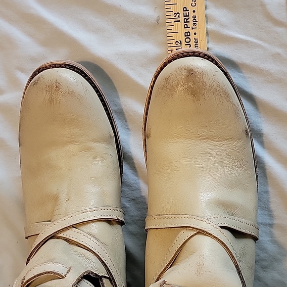 Women's FREEBIRD size 12 boots - Picture 8 of 9